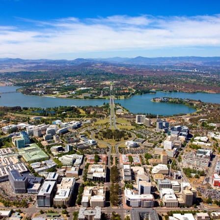 Blick über Teile der australischen Stadt Canberra.