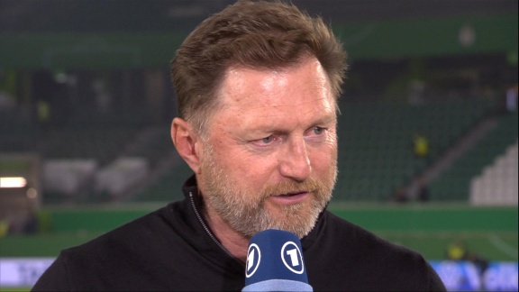 Sportschau - Wolfsburg-trainer Hasenhüttl - 'klare Rote Karte'