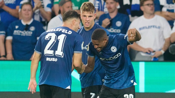 Sportschau - Isaiah Young Erlöst Bielefeld Gegen Bremen