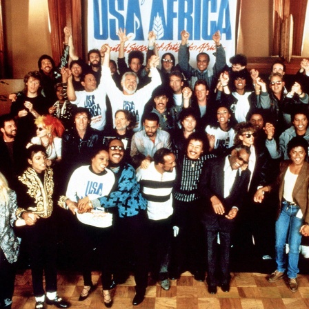 Musiker und Musikerinnen des Projektes USA for Africa
