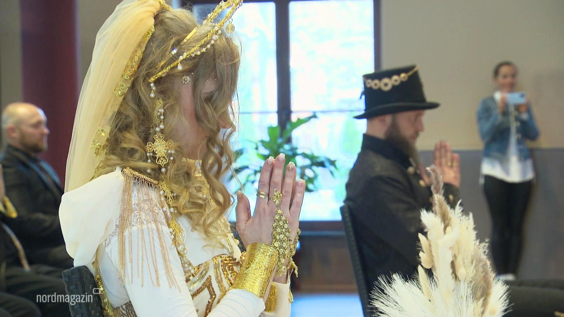 Nordmagazin Rostock Erste buddhistische Trauung im Lichtenhagener Tempel ARD Mediathek