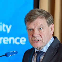 Der Außenminister Johann Wadephul (CDU), steht im Hotel «Maritim Bellevue» bei der Kiel Security Conference 2025 zu «Stormy Seas and Silver Linings: New Realities in the Baltic and Beyond» auf der Bühne.