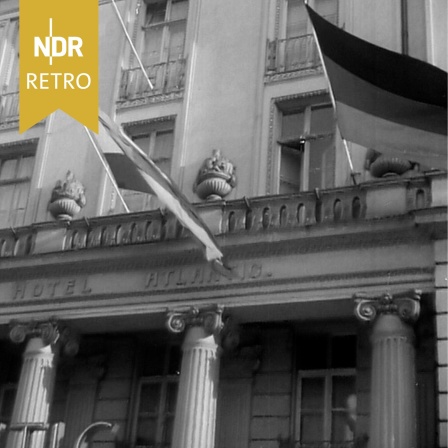 Hotel Atlantic Hamburg, Eingang, Februar 1955.