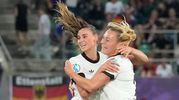 Coverbild Deutschland / Giulia Gwinn