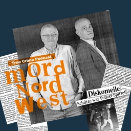 Collage mit Zeitungsausschnitten, Podcast-Hosts und Schriftzug Mord Nordwest