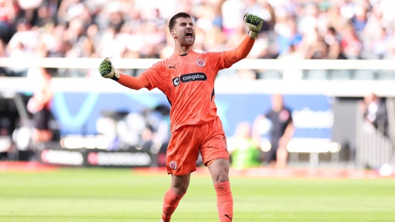 Sportschau Bundesliga - St. Pauli So Gut Wie Gerettet, Frankfurt Zittert