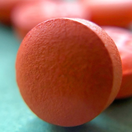 Orangefarbene Tabletten