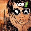 Illustration: Die Kongo-Prinzessin - Gesicht einer Frau mit Sonnenbrille vor der Skyline von Frankfurt