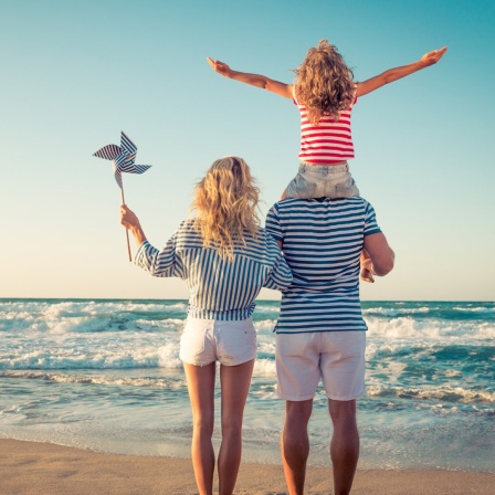 Eine Familie am Strand