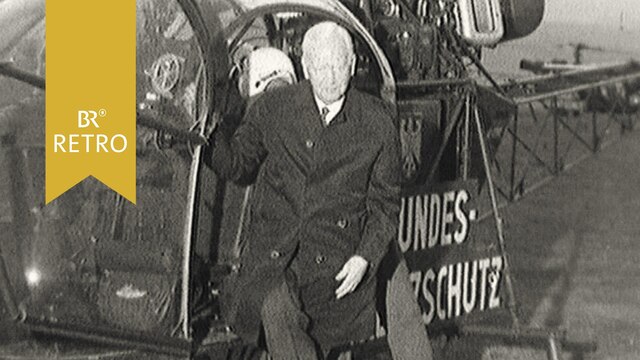 Bundespräsident Heinrich Lübke in einem Helikopter des Bundesgrenzschutzes | Bild: BR Archiv