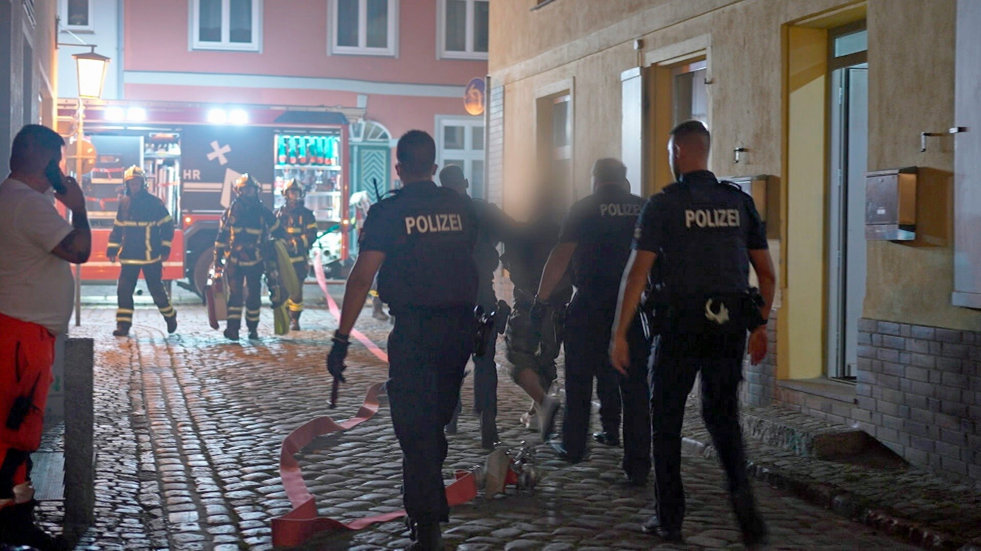 Die Nordreportage Notruf 110 Mit "Strela 10" auf Streife durch