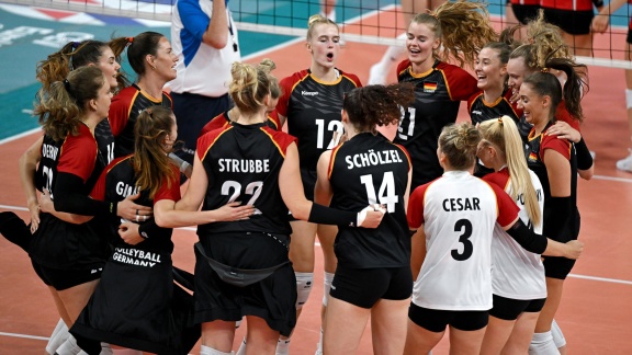 Morgenmagazin - Deutsche Frauen Ziehen Ins Achtelfinale Ein