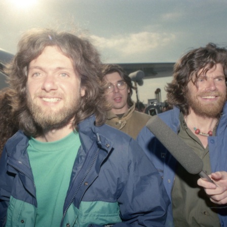 Arved Fuchs und Reinhold Messner nach der Rückkehr von ihrer Antarktis-Durchquerung, bei der sie auch den Südpol passierten.