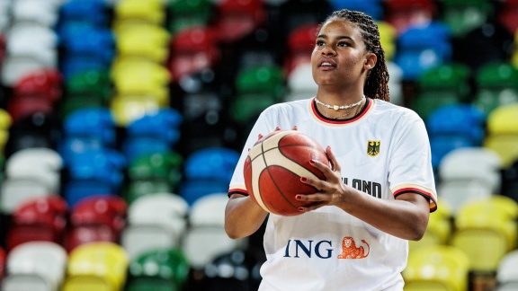 Sportschau Olympia 2024 - Basketball: Nyara Sabally Im Interview