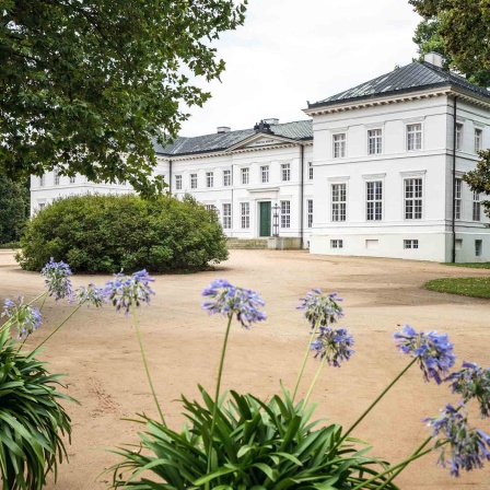 Schloss Neuhardenberg_Außenansicht_foto: Fotokraftwerk