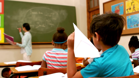 Wer Weiß Denn Sowas? - Dürfen Lehrer Kollektivstrafen Für Schulklassen Verhängen.