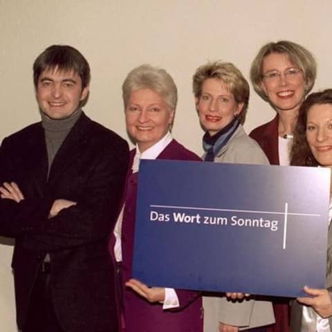 Das neue Team der TV-Prediger stellt sich am 3.12.1998 in Hamburg mit neuem Logo der Sendung &#034;Das Wort zum Sonntag&#034; vor.