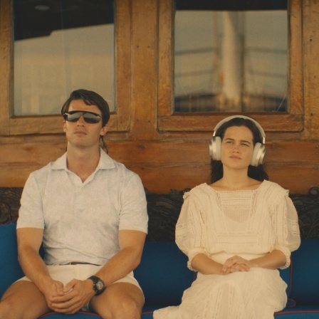 Patrick Schwarzenegger, Sarah Catherine Hook und Sam Nivola in der dritten Staffel von "The White Lotus".
