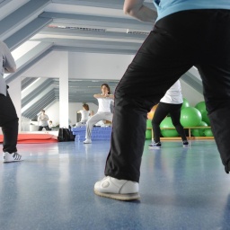 Fitnesstraining  im AOK-Gesundheitszentrum in Karlsruhe