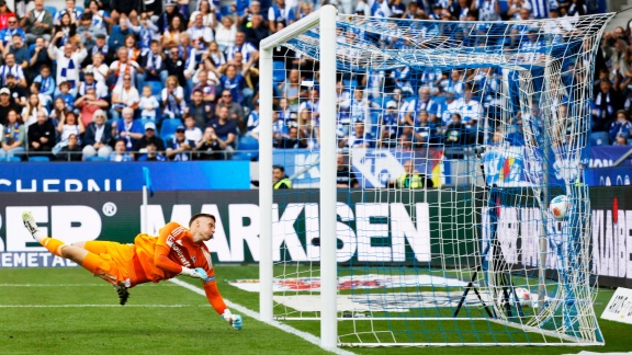 Sportschau Bundesliga - Karlsruhe Schießt Nürnberg Weiter In Die Krise