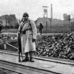 Französischer Soldat bei der Besetzung des Ruhrgebiets am 27.01.1923