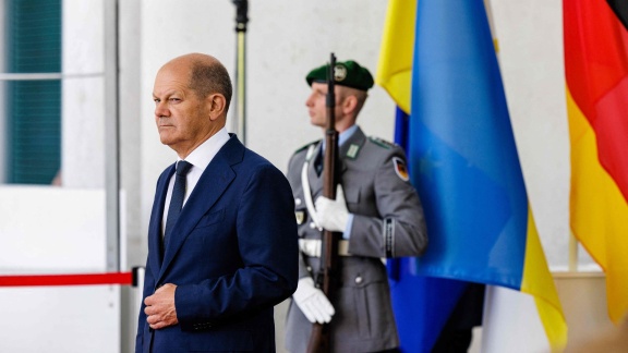 Presseclub - Ukraine Auf Dem Vormarsch, Scholz Unter Druck: Welche Rolle Spielt Deutschland.