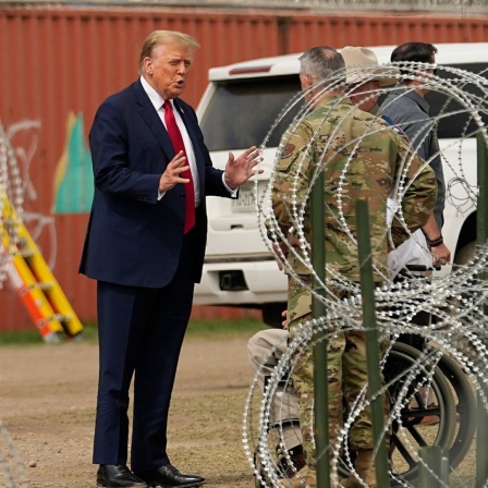 US-Politiker Donald Trump an der Grenze