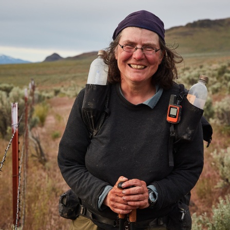 Christine Thürmer ist die meistgewanderte Frau der Welt: 60.000 Kilometer durch 40 Länder! Davon erzählt sie in SWR1 Leute. Was ist Extremwandern, was ist Langstreckenwandern und was steckt hinter ihrem Hobby Thruhiking? Was fasziniert Christine Thürmer am Radfahren und Paddeln - damit hat sie übrigens auch schon 35.000 Kilometer gesammelt...