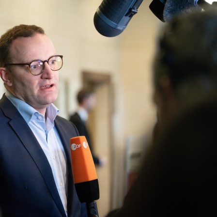 Jens Spahn im TV-Interview