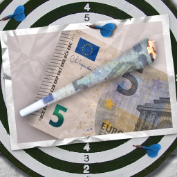 Eine Foto Montage zeigt einen Joint, der mit einem 5 Euro-Schein gedreht wurde und brennend auf einem anderen 5 Euro-Schein liegt.