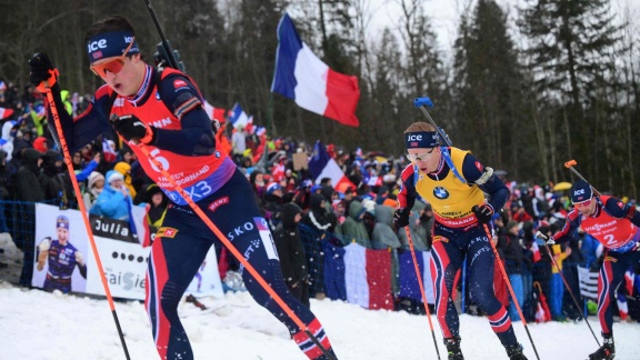 Sportschau Wintersport - Massenstart Der Männer In Annecy Im Re-live