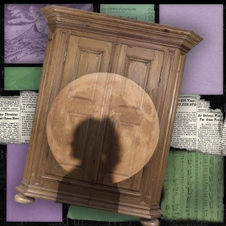Ein Kleiderschrank mit dem Schatten einer Person.