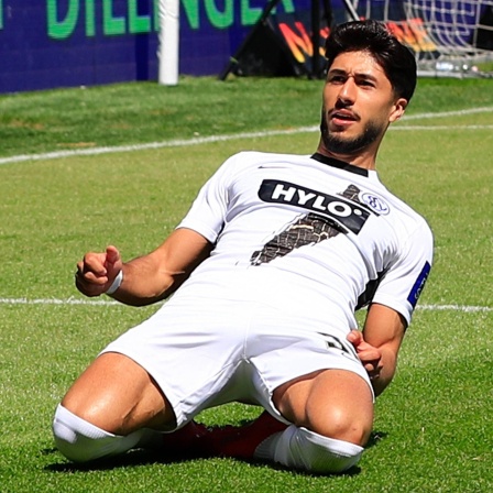 Muhammed Damar von der SV Elversberg feiert sein Tor