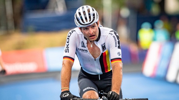 Sportschau - Mountainbiker Schwarzbauer Zurück An Der Weltspitze