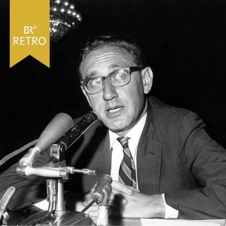 Henry Kissinger bei einer Anhörung des US-Senats zur NATO am 27. Juni 1966.