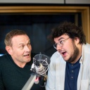 Devid Striesow und Axel Rahnisch bei den Aufnahmen zur Serie "Klassik Drastisch"