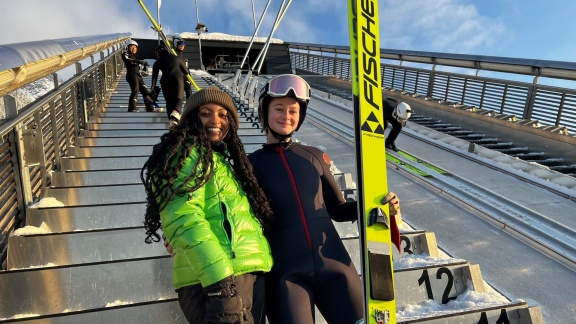 Neuneinhalb - Das Reportermagazin Für Kinder - Skispringen - Nadines Traum Vom Fliegen