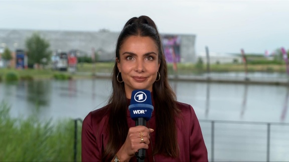 Sportschau Uefa Euro 2024 - 'klassenfahrt-vibes' - Lea Wagner Am Dem Dfb-quartier