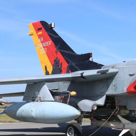 Ein Tornado-Kampfflugzeug der Bundeswehr, das an der Nato-Übung "Air Defender 2023" teilnehmen soll. 