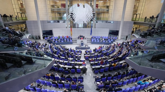 Der Neue Bundestag - Die Erste Sitzung - Bundestag Live