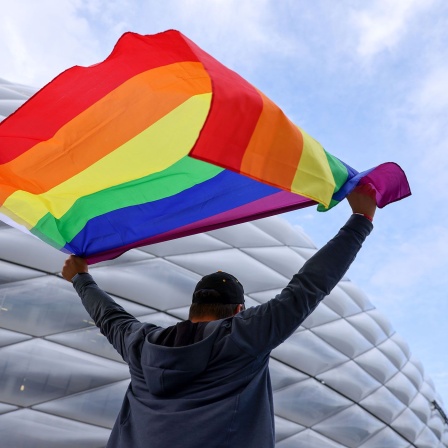 Lesben- und Schwulenverband: Gruppen-Coming-Out nur ein Teil