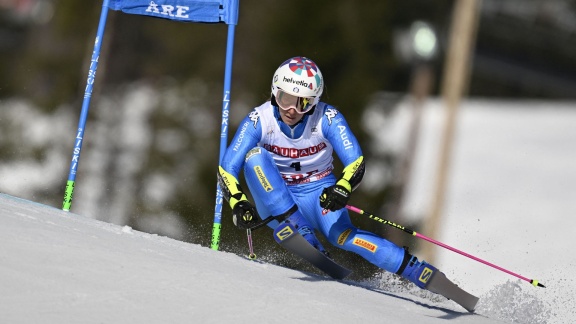 Sportschau - Riesenslalom Der Frauen In Are - Der Erste Durchgang