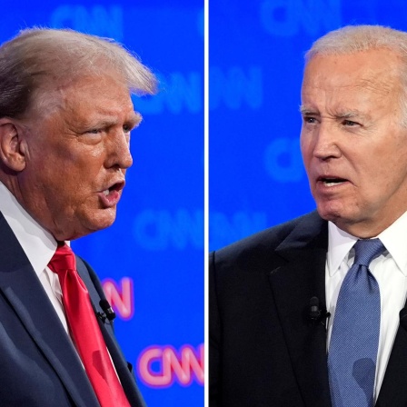 Diese Bildkombination zeigt den ehemaligen US-Präsidenten Trump und den derzeitigen Amtsinhaber Biden während eines vom Fernsehsender CNN veranstalteten TV-Duells.