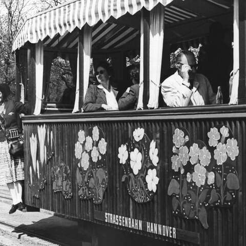 Die "Blumenbahn" der Bundesgartenschau, 1. Mai 1951, Hannover