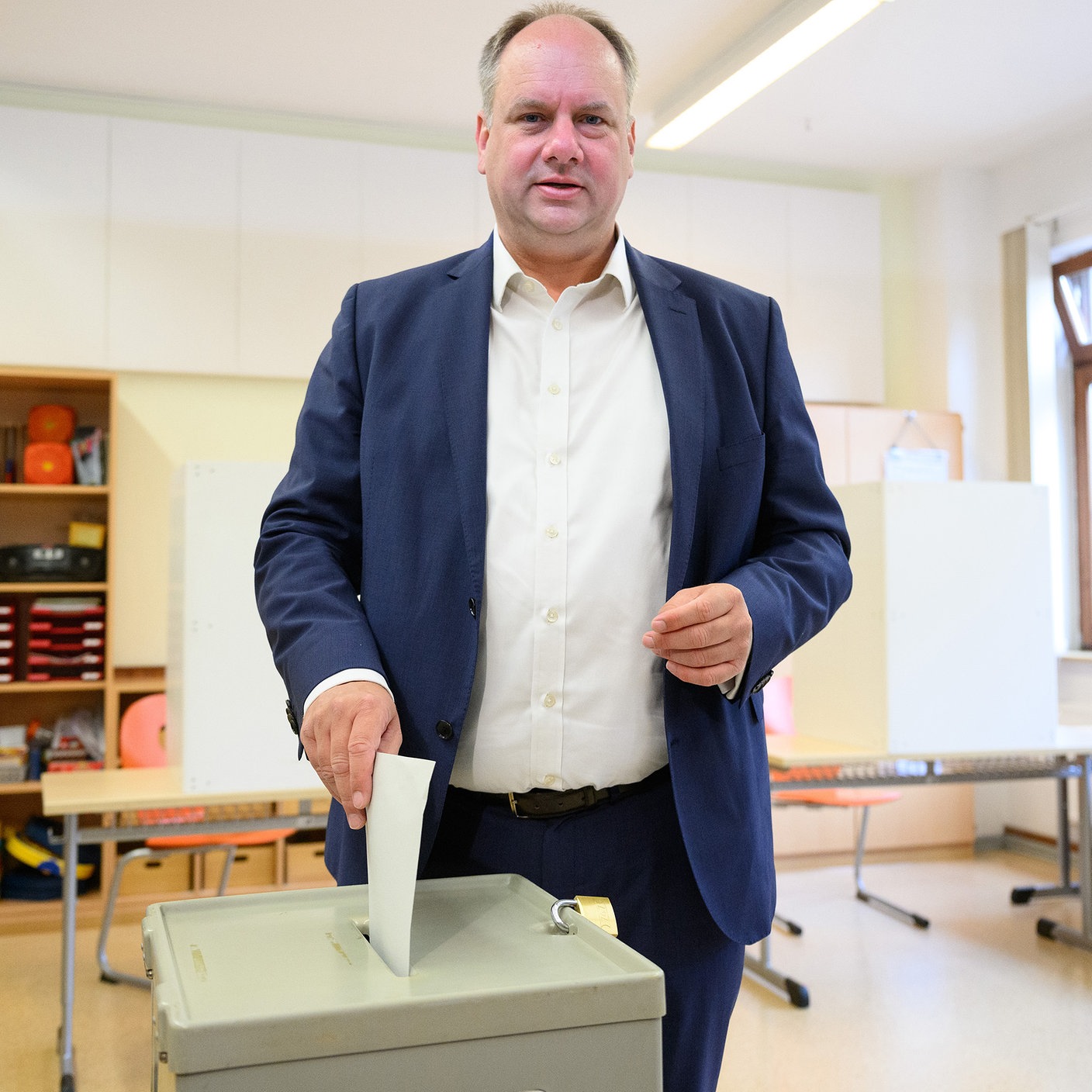 Das Beste Vom Morgen · OB-Wahl In Dresden: Amtsinhaber Hilbert Gewinnt ...