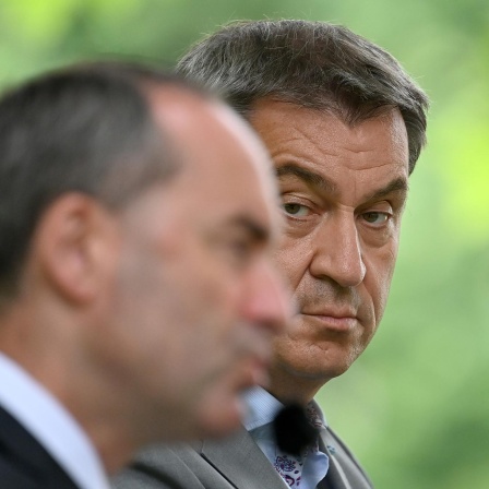 Markus Söder und Hubert Aiwanger bei einer Pressekonferenz