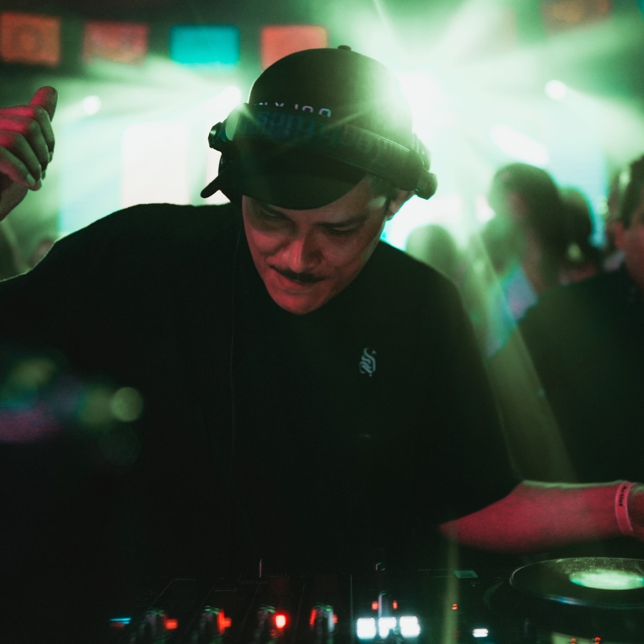 COSMO DJ Session · DJ Set von Daferwa · Podcast in ARD Sounds
