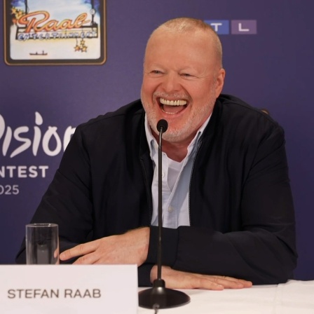 Stefan Raab auf der Pressekonferenz zum deutschen Vorentscheid