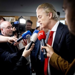 Geert Wilders (PVV) im Gespräch mit Journalist:innen, Archivbild 16.05.2024