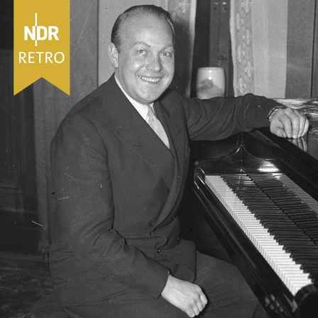 Der schwedische Musiker und Sänger Sven-Olof Sandberg am Klavier (Foto: 1940).